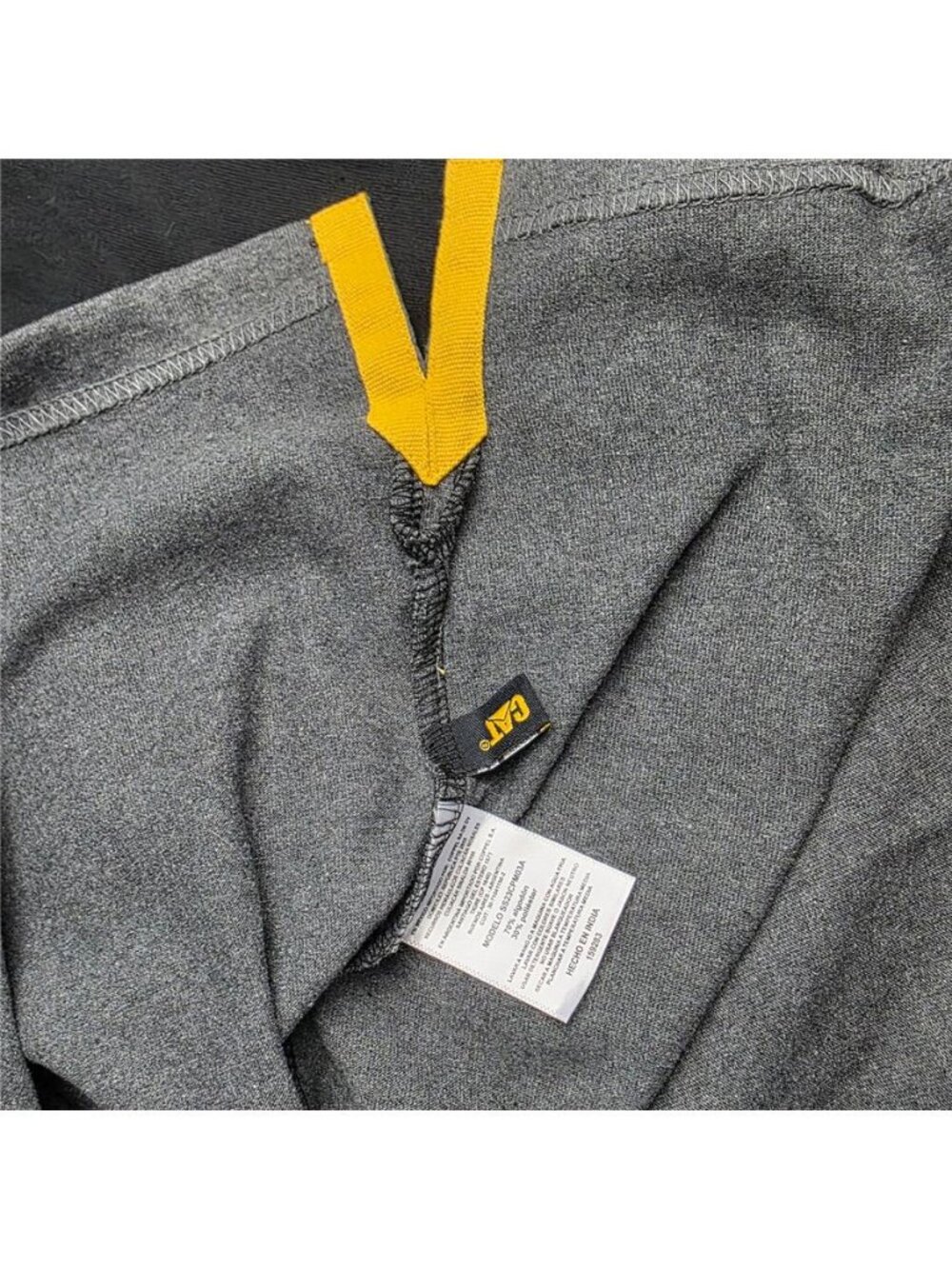 CAT Caterpillar Colorblock Polo Shirt Black Gray Workwear Men’s XL 42 - Picture 6 of 8